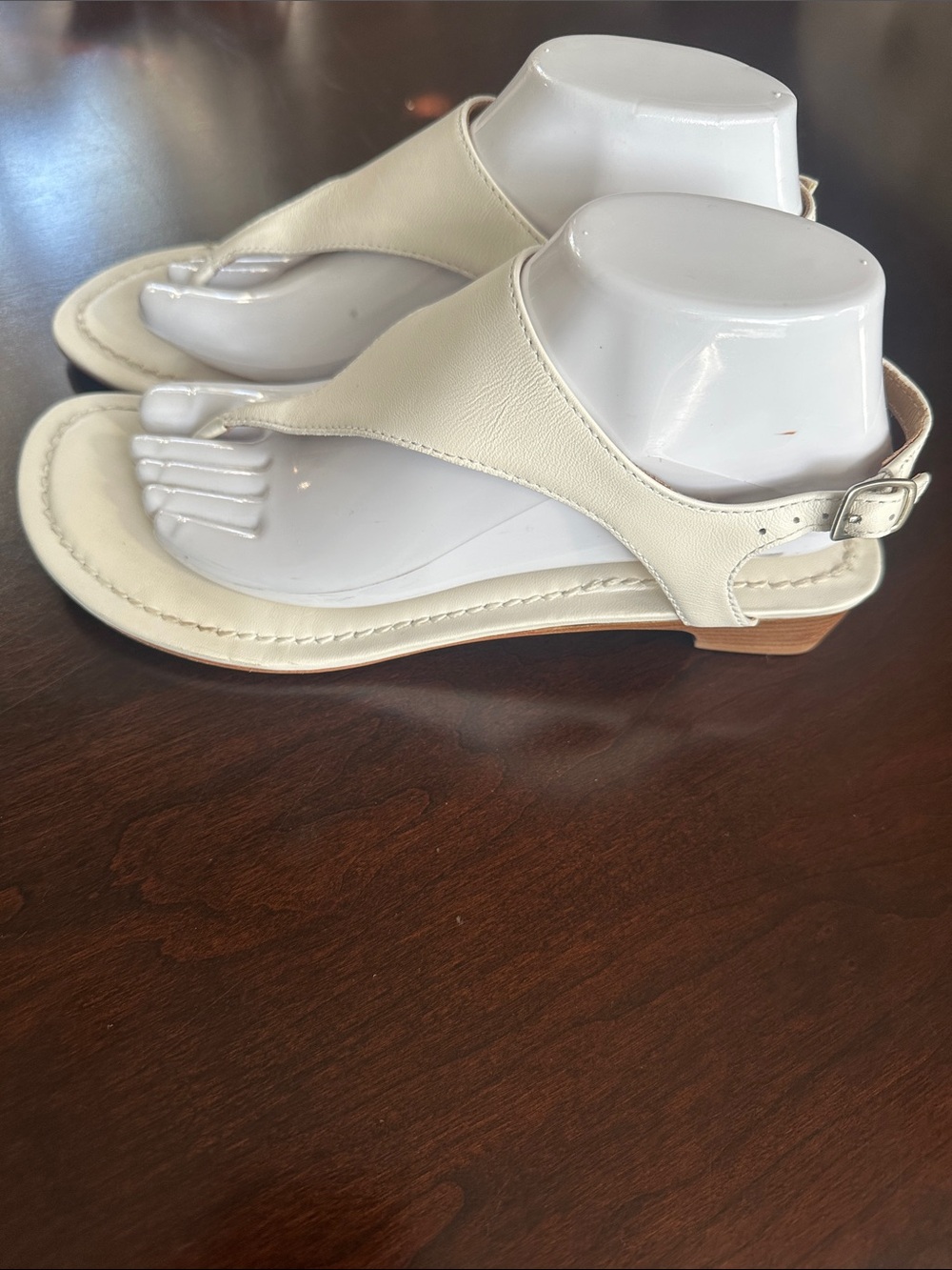 Bernardo Womens Off White Leather Gala Sandal Stacked Heel Size 8.5 Minimalist - Picture 4 of 13